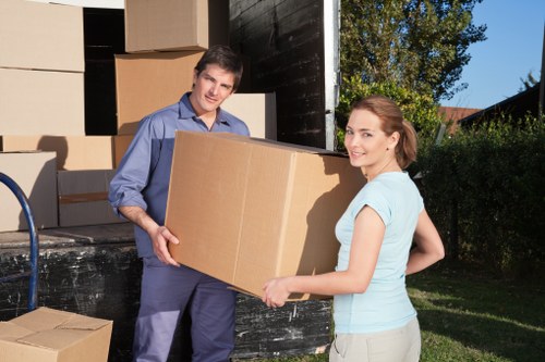 Packing and lifting safety procedures during a local van move